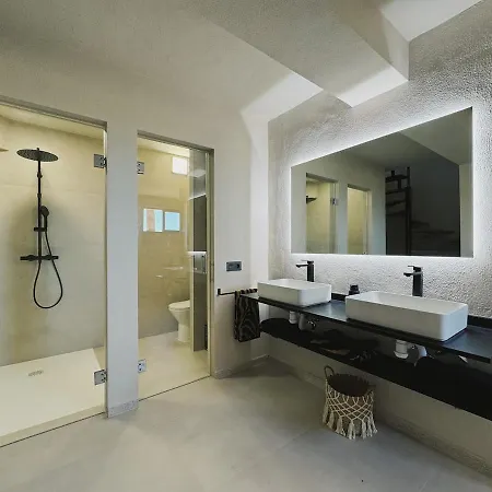 Duplex In With Pool Lägenhet *