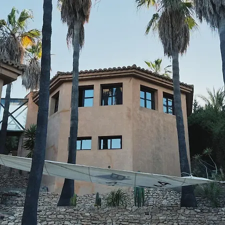 Duplex In With Pool *