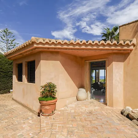 Duplex In With Pool Lägenhet *